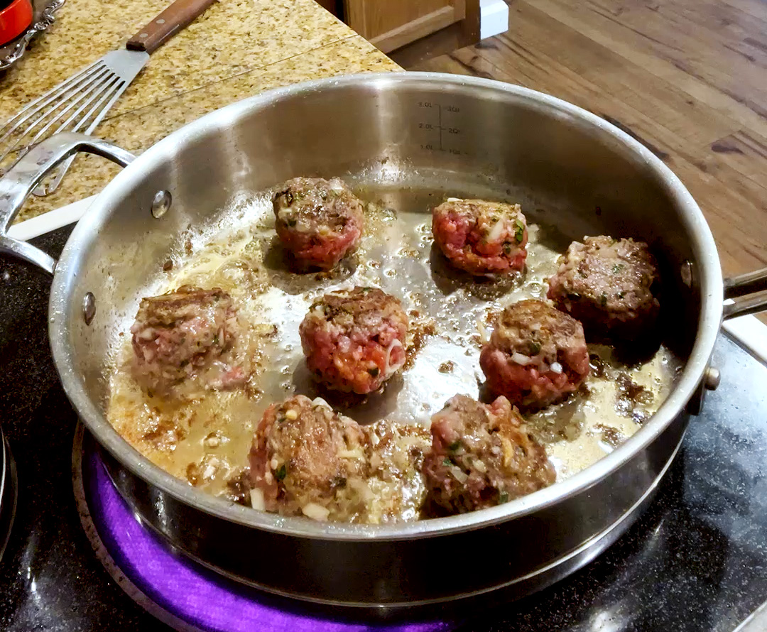meatballs-cooking